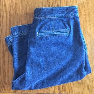 Liz Clairborne women’s shorts size 8